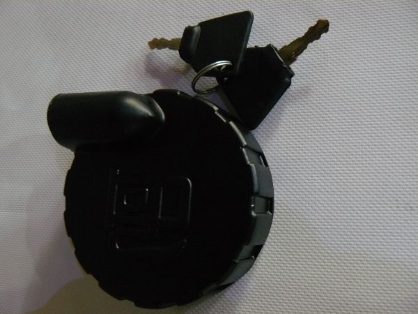 Кришка паливного бака 123/05892>>268/40199>>268/40152 Кришка паливного бака 123/05892>>268/40199>>268/40152