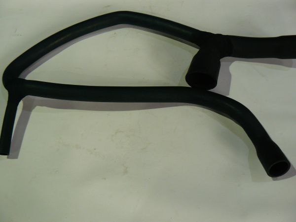 Патрубок радіатора нижній 834/00685 Патрубок радіатора нижній 834/00685