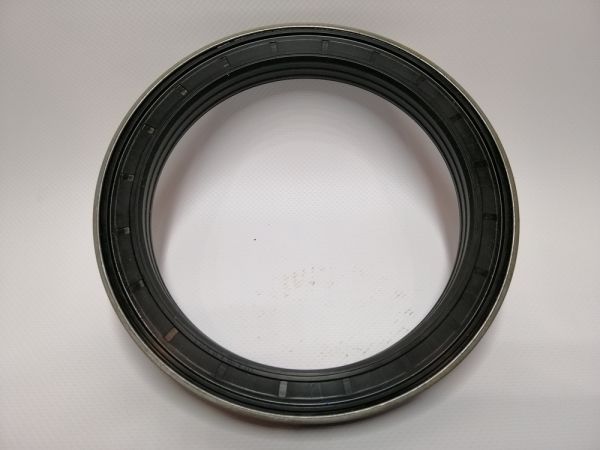 Сальник 904/50033>>904/M6779 Сальник 904/50033>>904/M6779