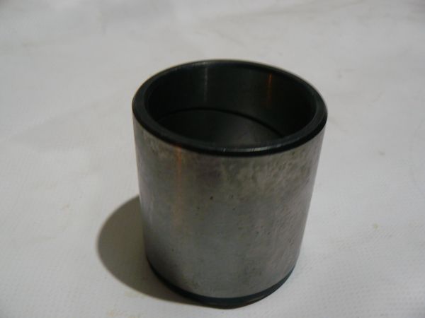 Втулка пальця кріплення переднього моста 829/00548 Втулка пальця кріплення переднього моста 829/00548